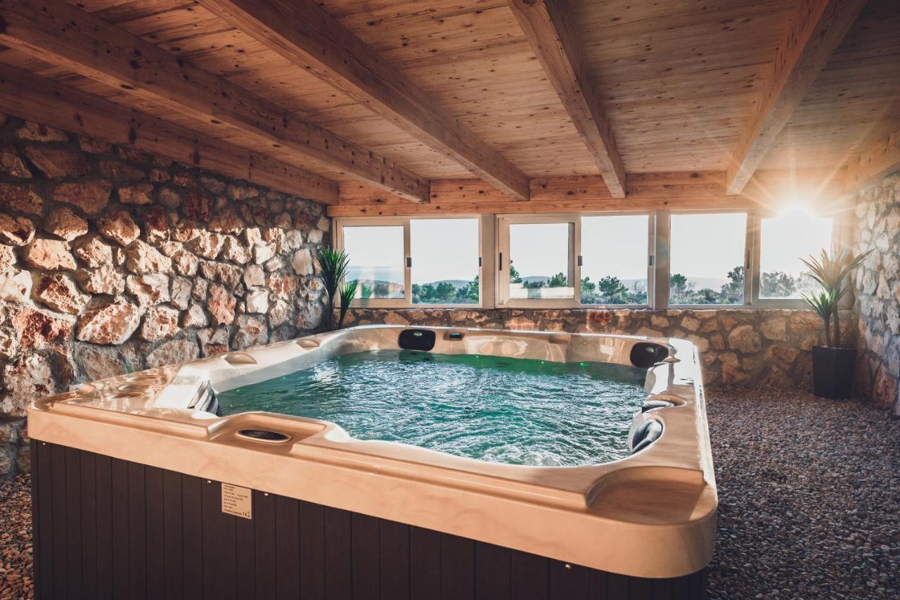 Villa Hacienda Nikolic Milna  Esterno foto